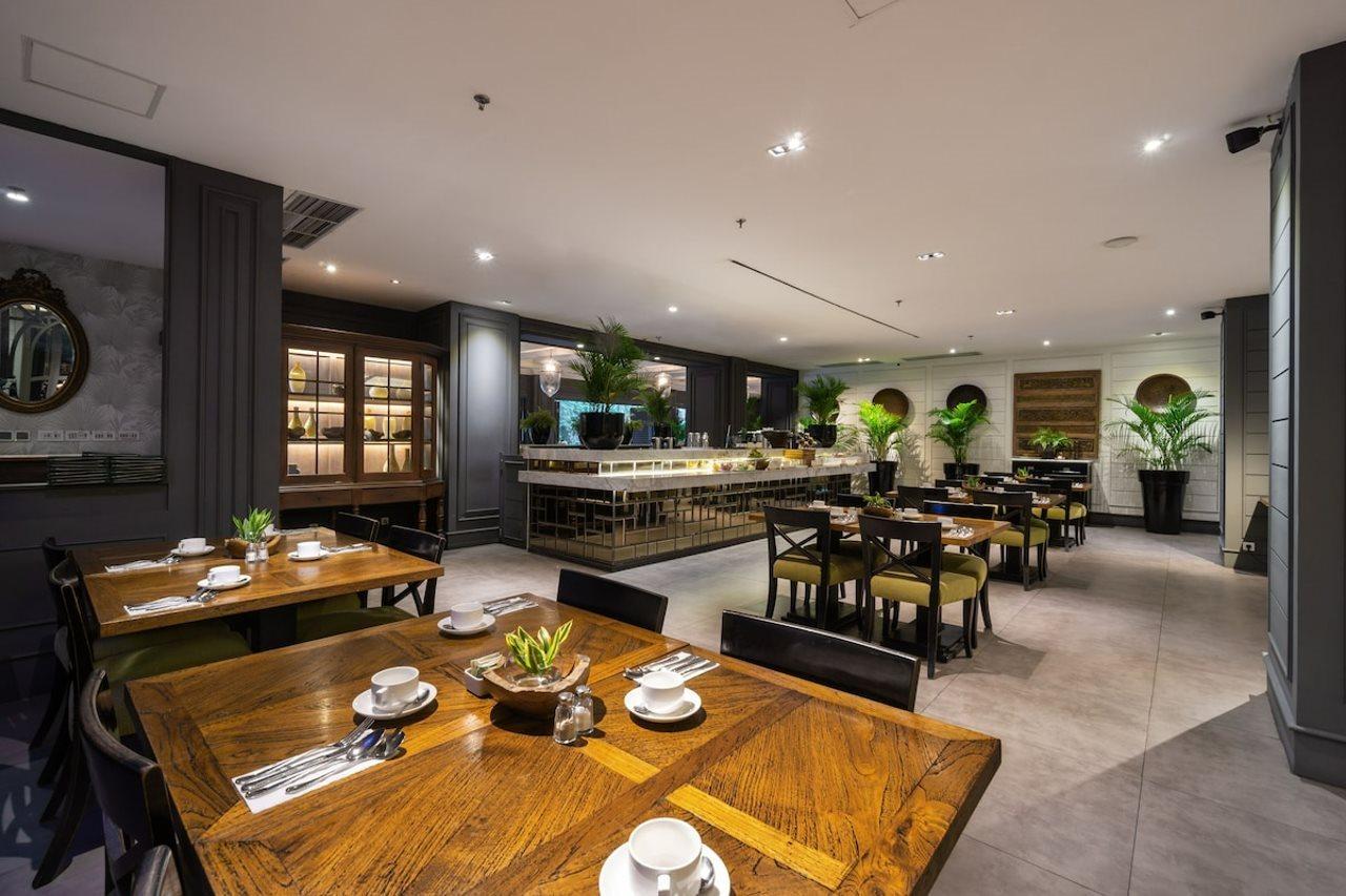 Oakwood Suites Kuningan Jakarta Exterior photo