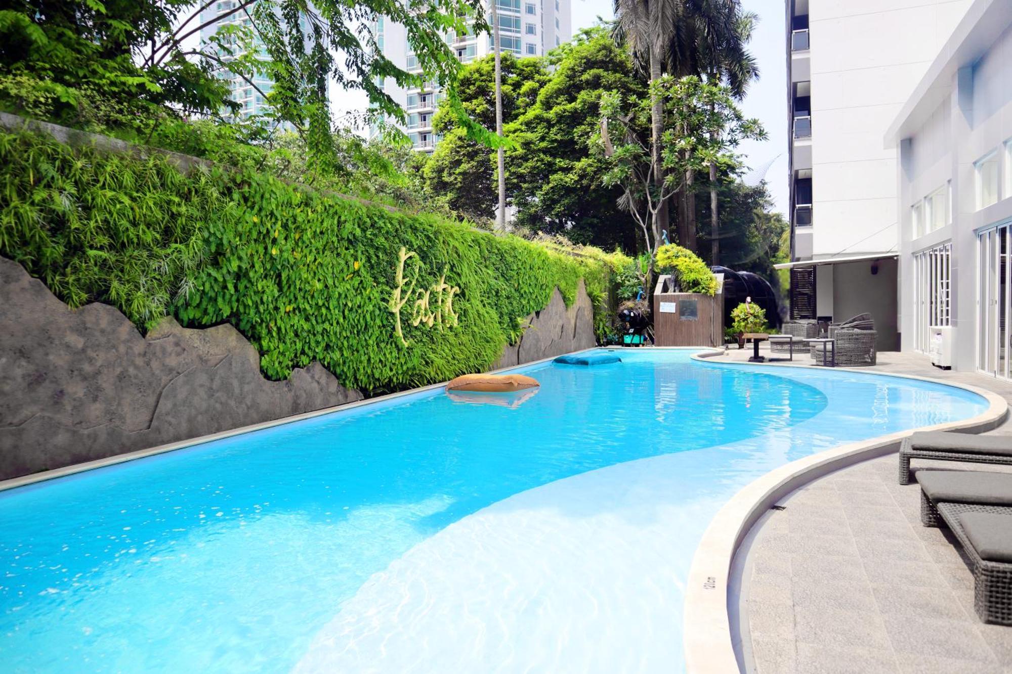 Oakwood Suites Kuningan Jakarta Exterior photo